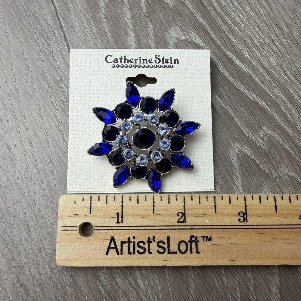 Catherine Stein Blue Rhinestone Star Brooch‎ Pin Silver Tone New